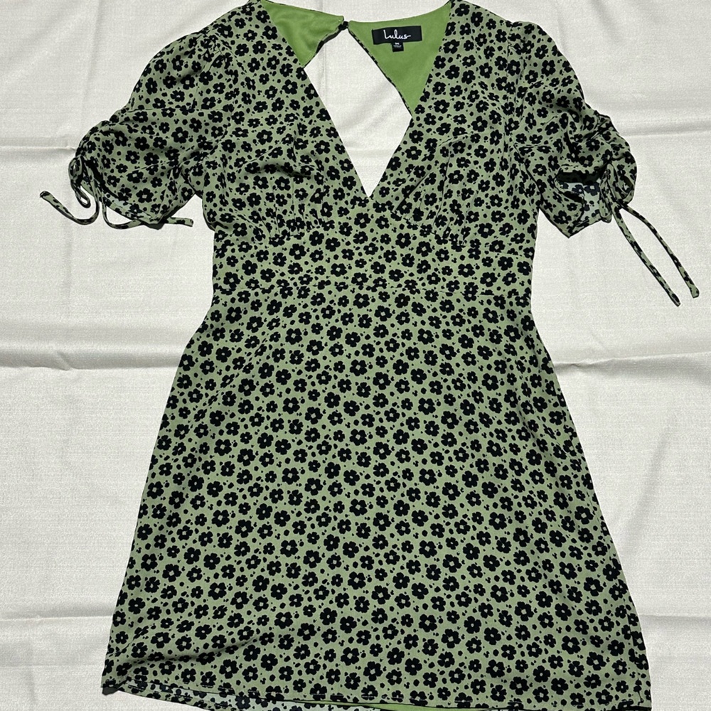 Lulus green floral dress